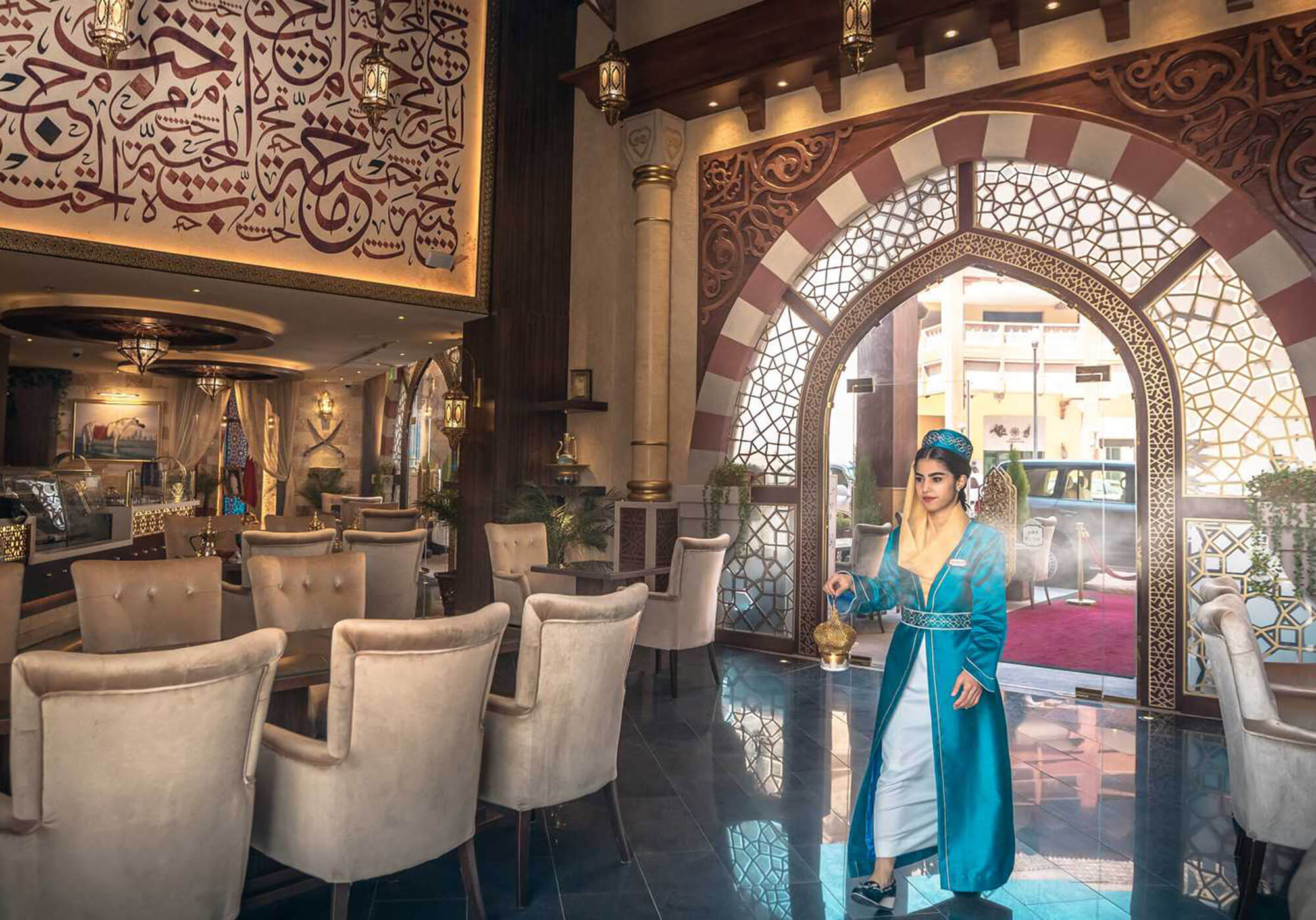 Yasmine Palace One of the best Luxury Fine Dine Arabic, Syrian, Lebanese and Qatari Cuisine Restaurant in Pearl Qatar, Doha Qatar.