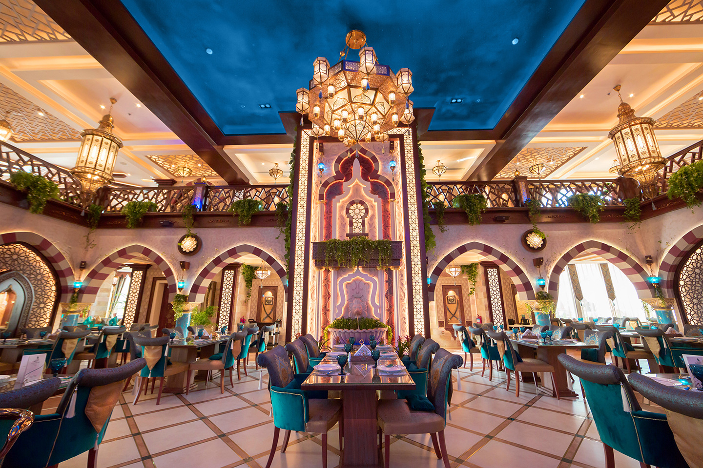, THE EXPERIENCE, YASMINE PALACE - مطعم قصر الياسمين
